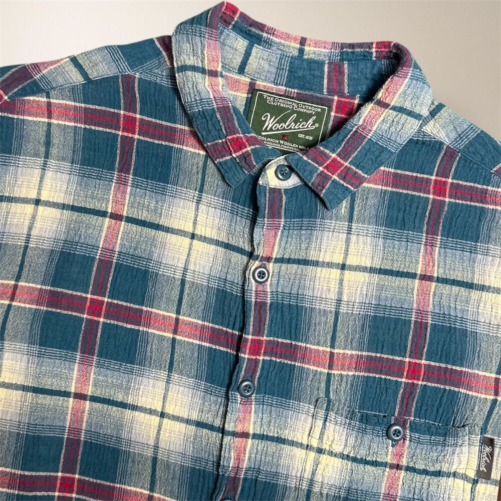 Woolrich Men's XL‎ Cotton Blue Red Plaid Short Sleeve Button Front Shirt Preppy
